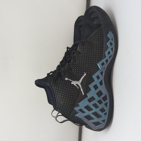 Nike Other - Jordan Team Diamond Mid size 13